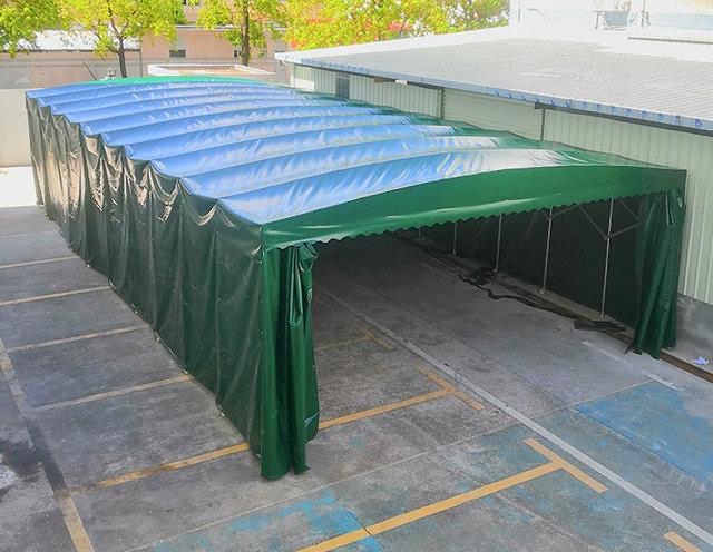 工廠手動推拉雨（yǔ）棚安裝