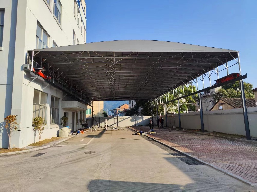 廠房大型（xíng）電動推拉雨棚遮陽棚移動伸縮棚