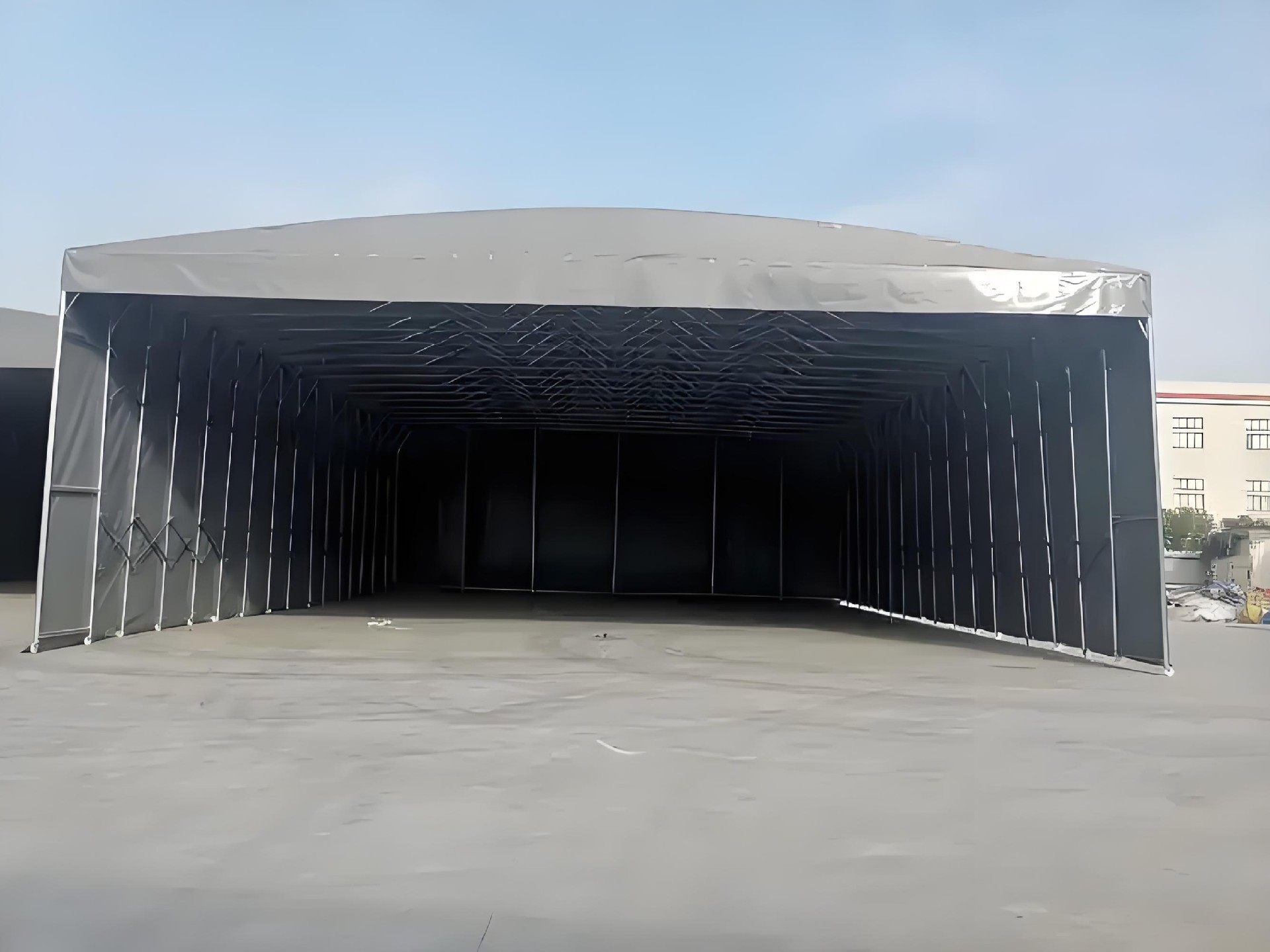 手動推（tuī）拉雨棚 (2).jpg