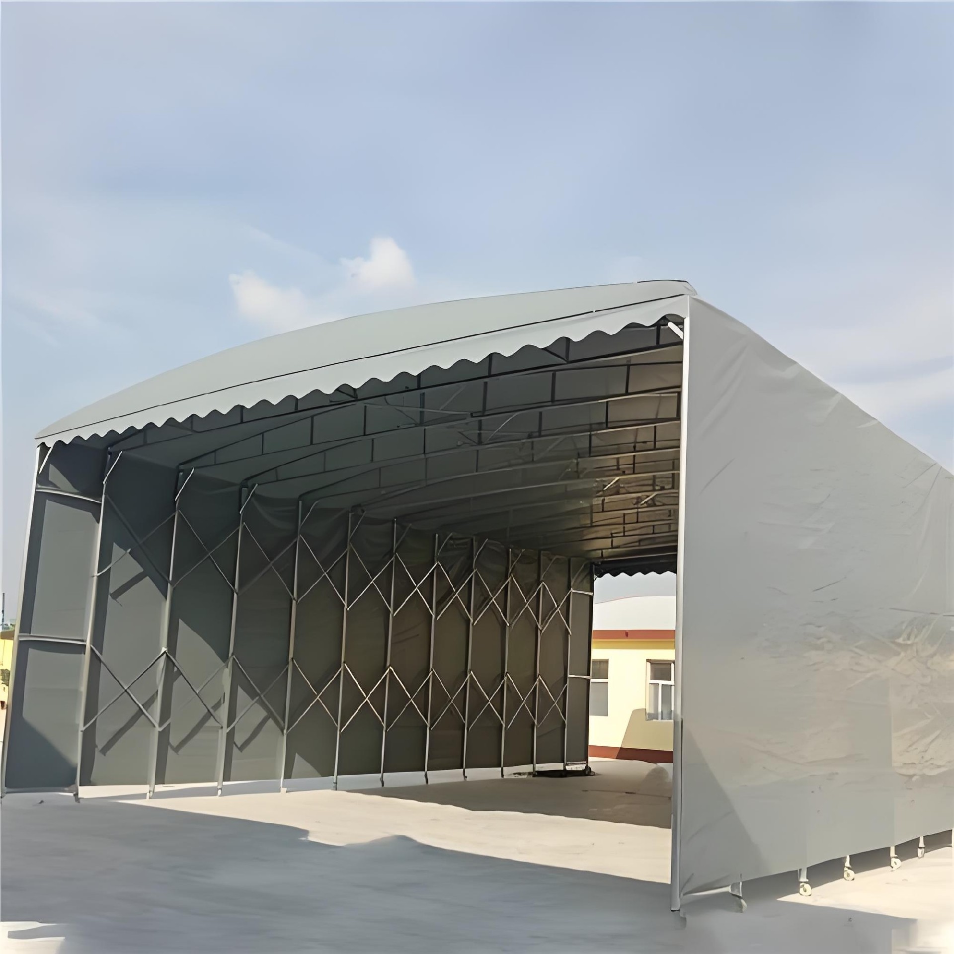 手動推拉雨棚（péng） (3).jpg