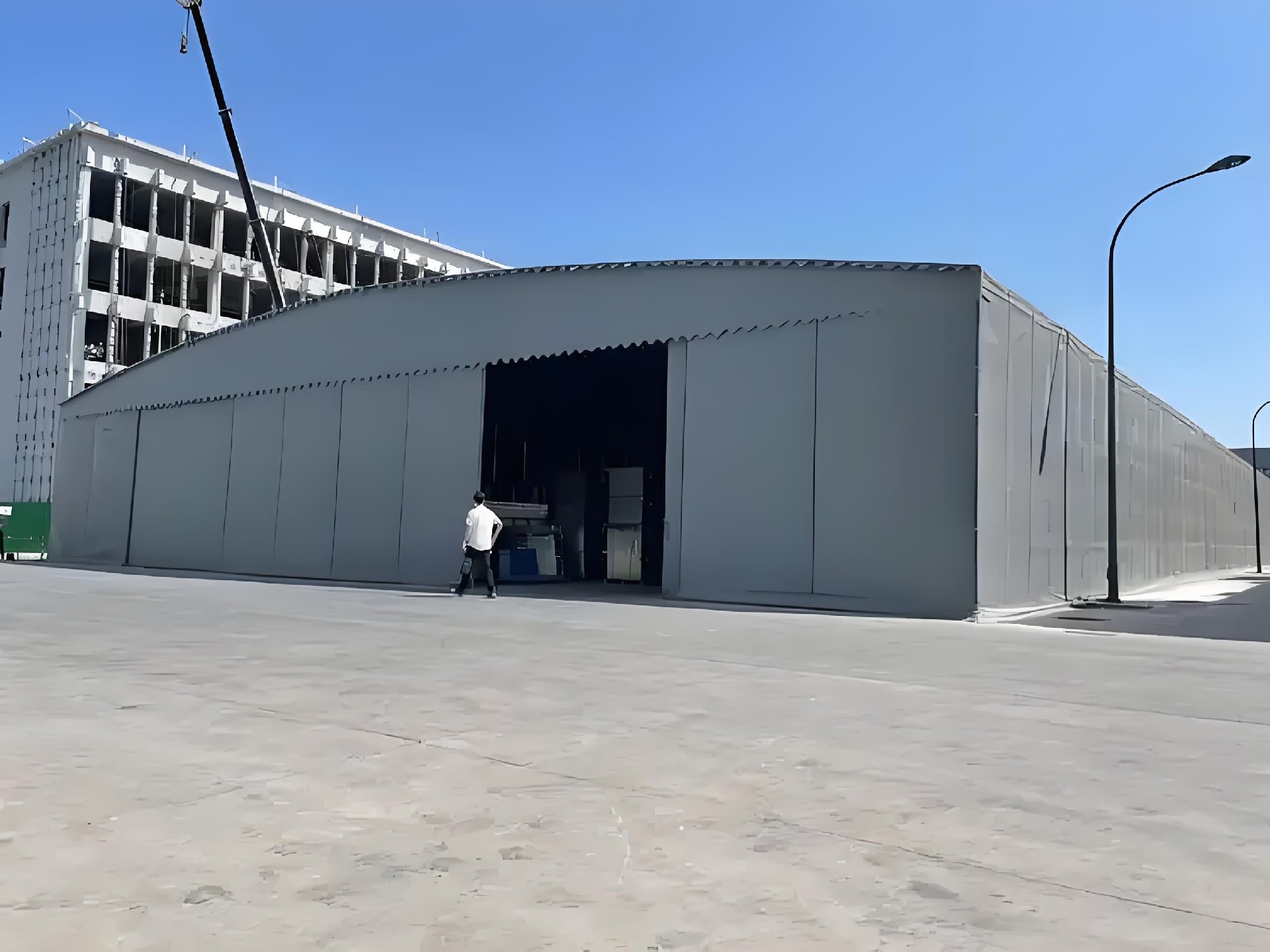 手動推拉雨棚 (5).jpg