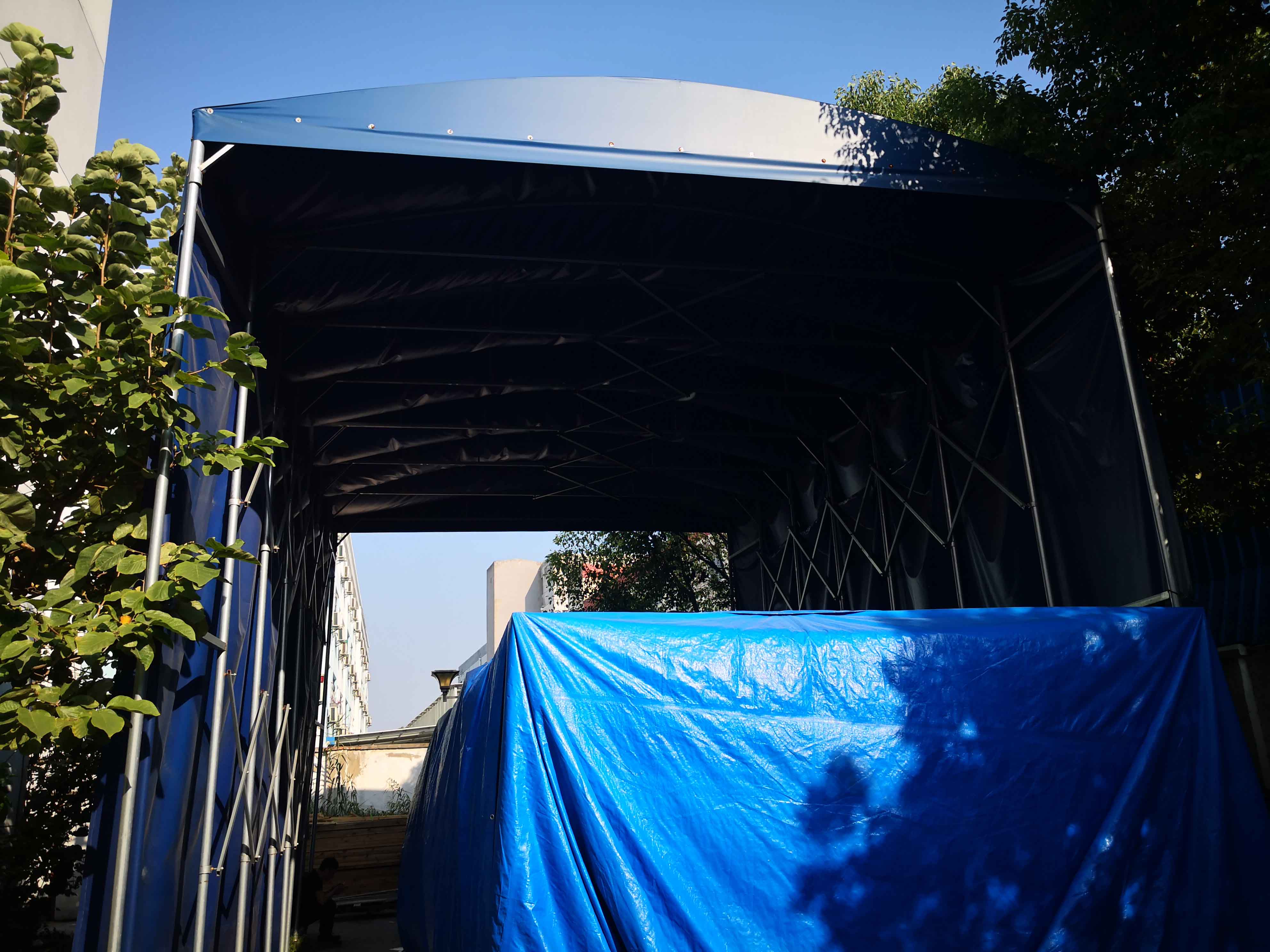 手動（dòng）推拉篷